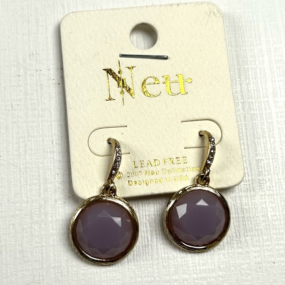 Neu Costume Lavender Gold Tone Earrings C-3 - Picture 2 of 3